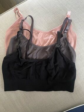 Pack of 3 Breastfeeding Bras!